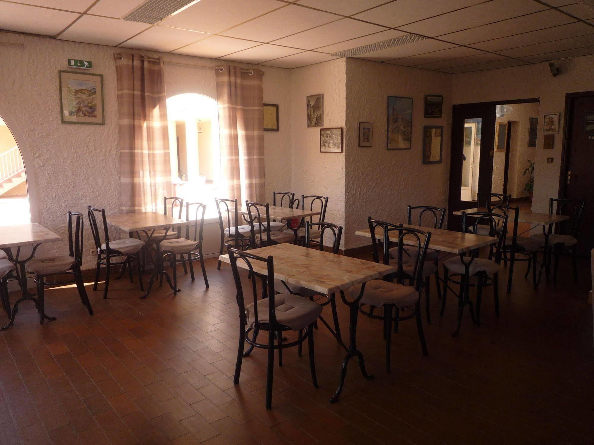 Hotel Cinque Arcate Galeria  Bagian luar foto